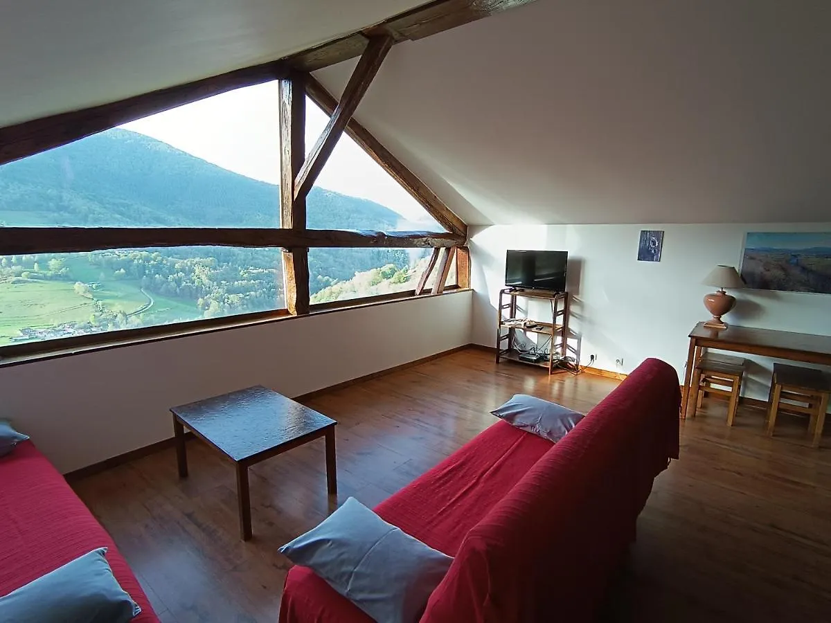Chalet Les Gites Des Pics Riverenert