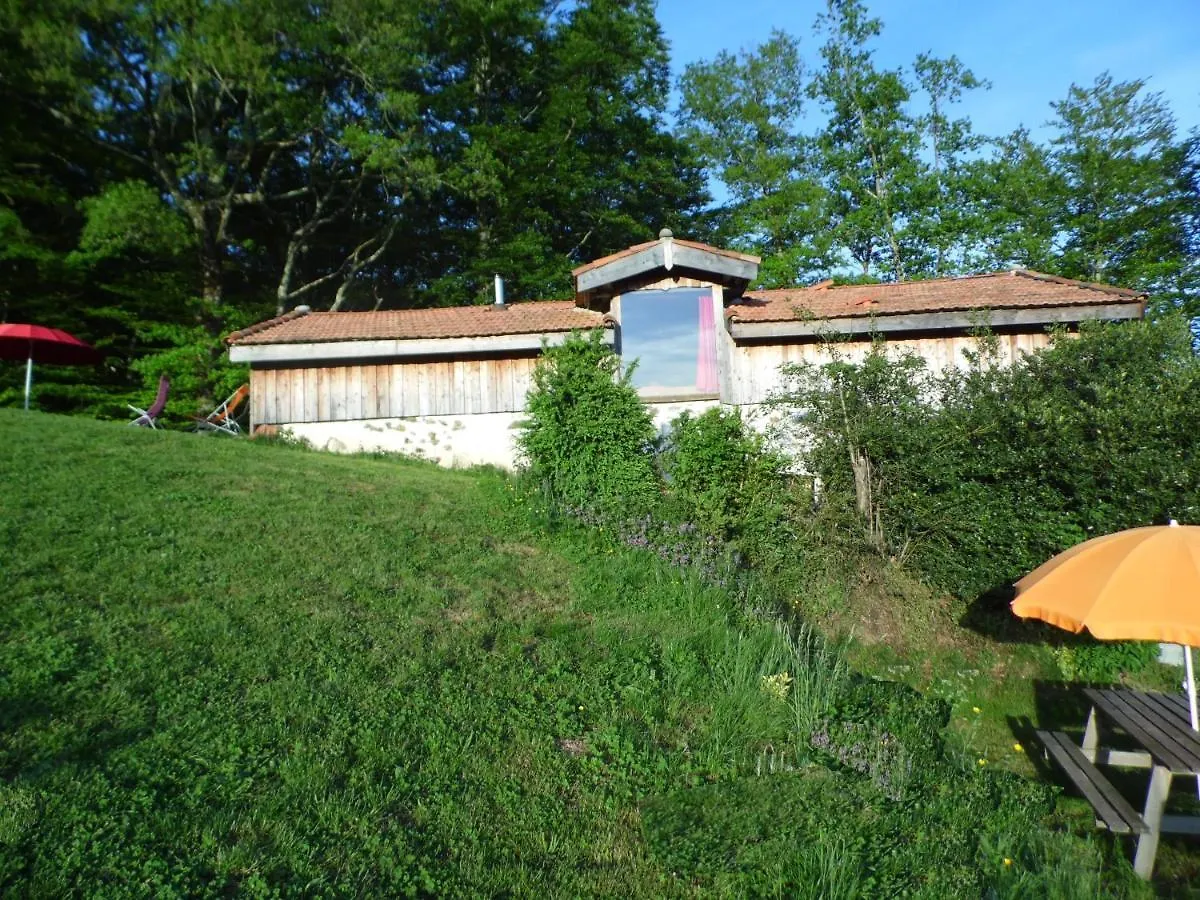 Chalet Les Gites Des Pics Riverenert